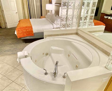 hotel with whirlpool in room near me|marriott hotels with jacuzzi rooms.